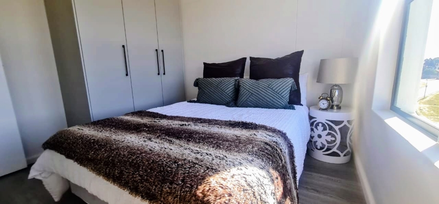 To Let 2 Bedroom Property for Rent in Flamingo Vlei Western Cape